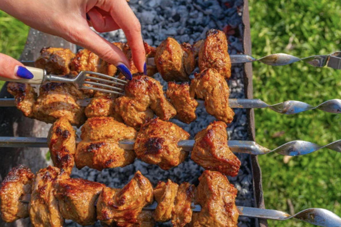 Шашлык из курицы на мангале