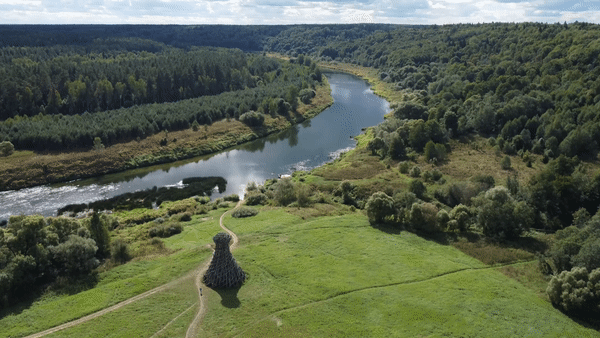 «Маяк» и излучина реки Угра