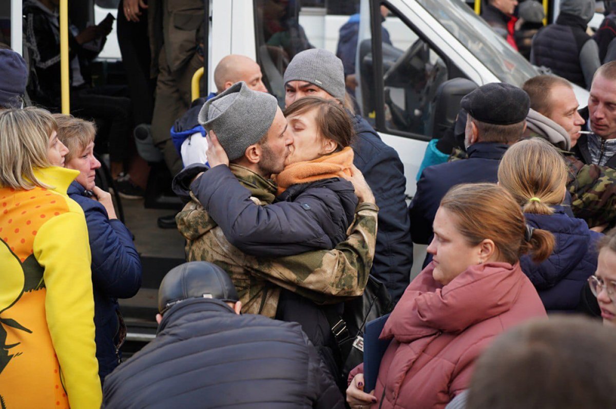    Родные и близкие участников СВО должны чувствовать поддержку всего общества.