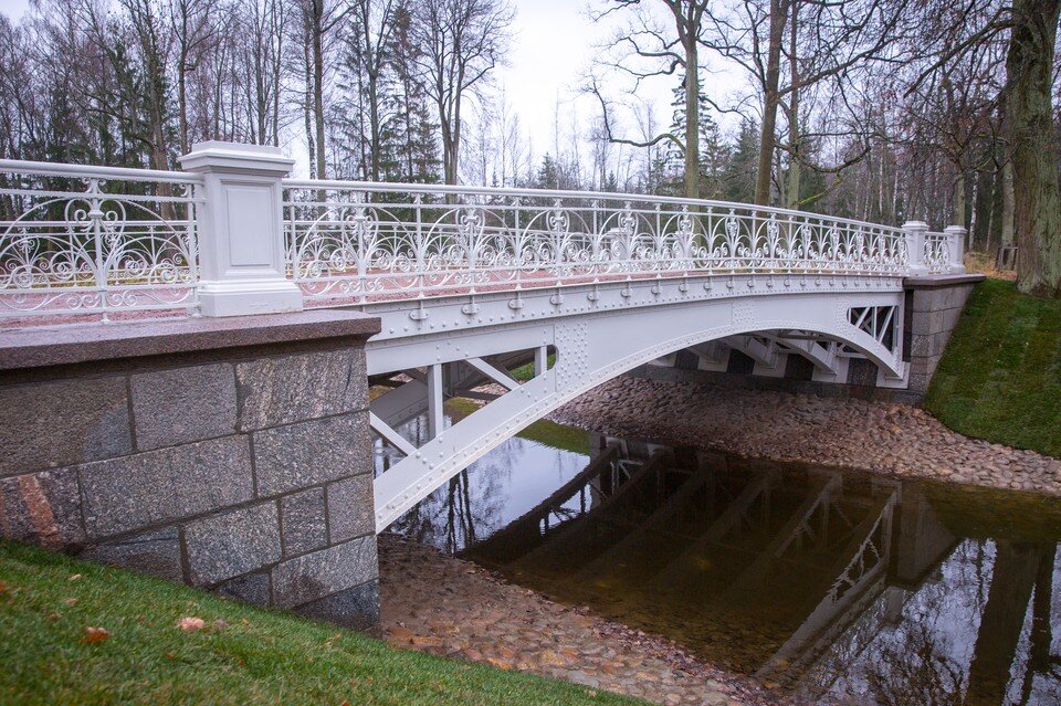     Отреставрирован мост в Александровском парке в Царском Селе / Фото: Царское Село