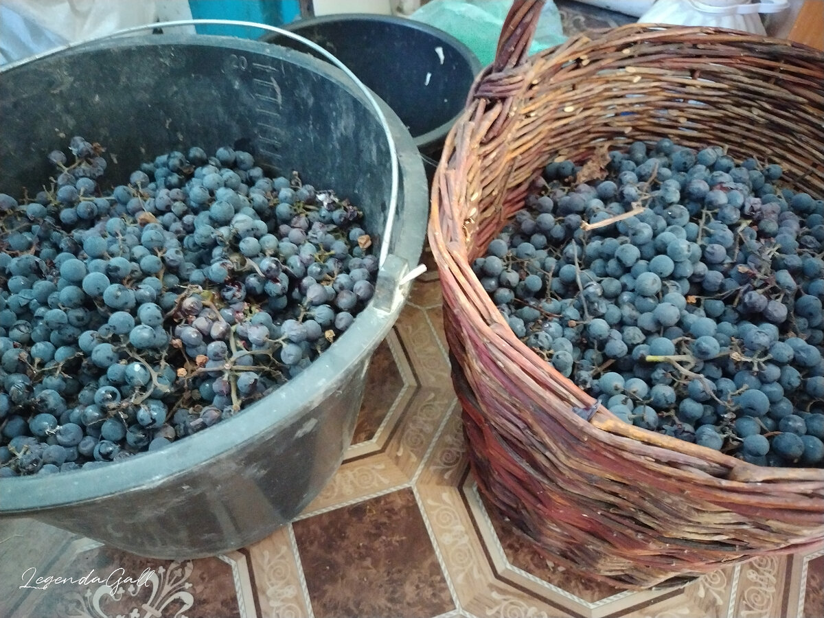 Набирали полные. Пока доехали по тряским дорожкам, он присел хорошо...