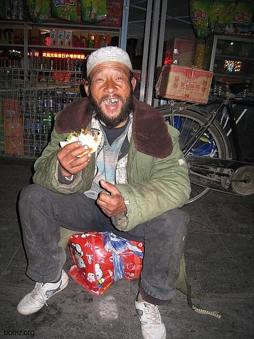 Чурка=на колени, шапочка гучи да биирад? 