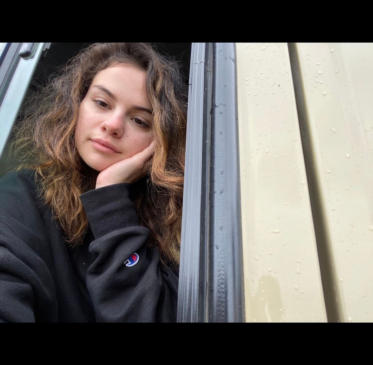    Фото из нового поста Селены Гомес Фото: Инстаграм (запрещен в РФ)