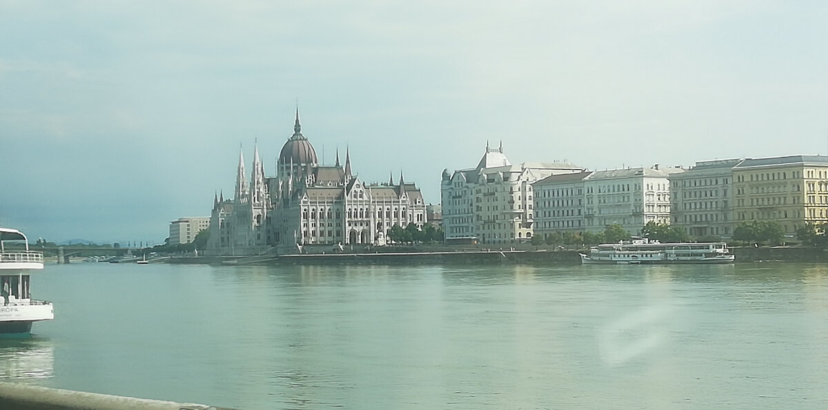Река Дунай в Будапеште. Фото автора