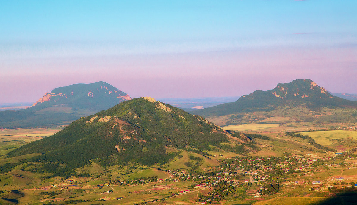 17 Гор лакколитов КМВ