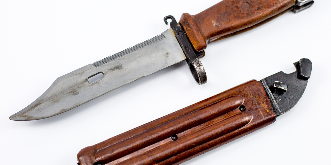 Самые необычные применения штык-ножа!