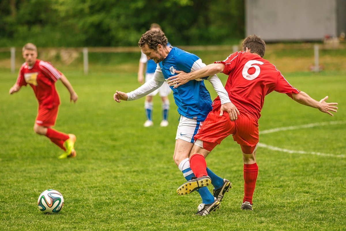 Ффво. Футбол. Спорт футбол. Вид спорта футбол. Спортсмен футболист.