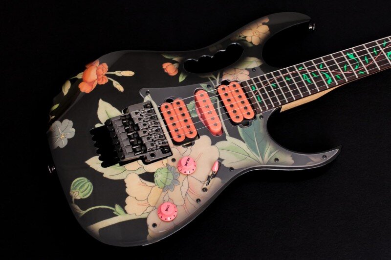 Так выглядит оригинальный Ibanez Jem 77fp Floral, США, 1991;