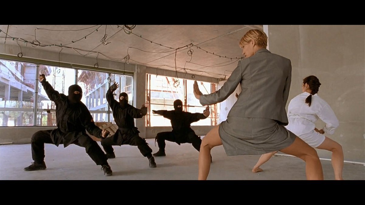 Петра из "Такси" - женственность, скорость и сила. До чего же грациозно!