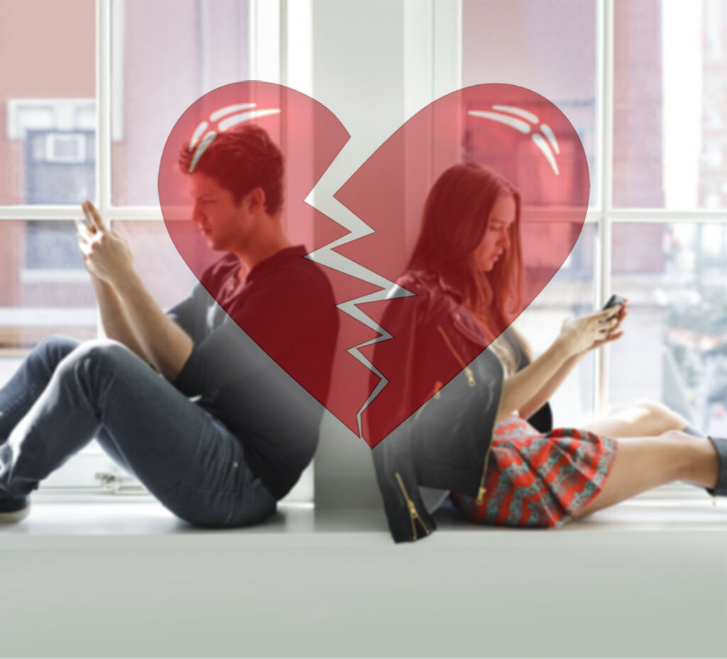 Такие близкие и родные друг другу люди вдруг становятся совершенно разными и чужими. Отношениям скорее всего конец.