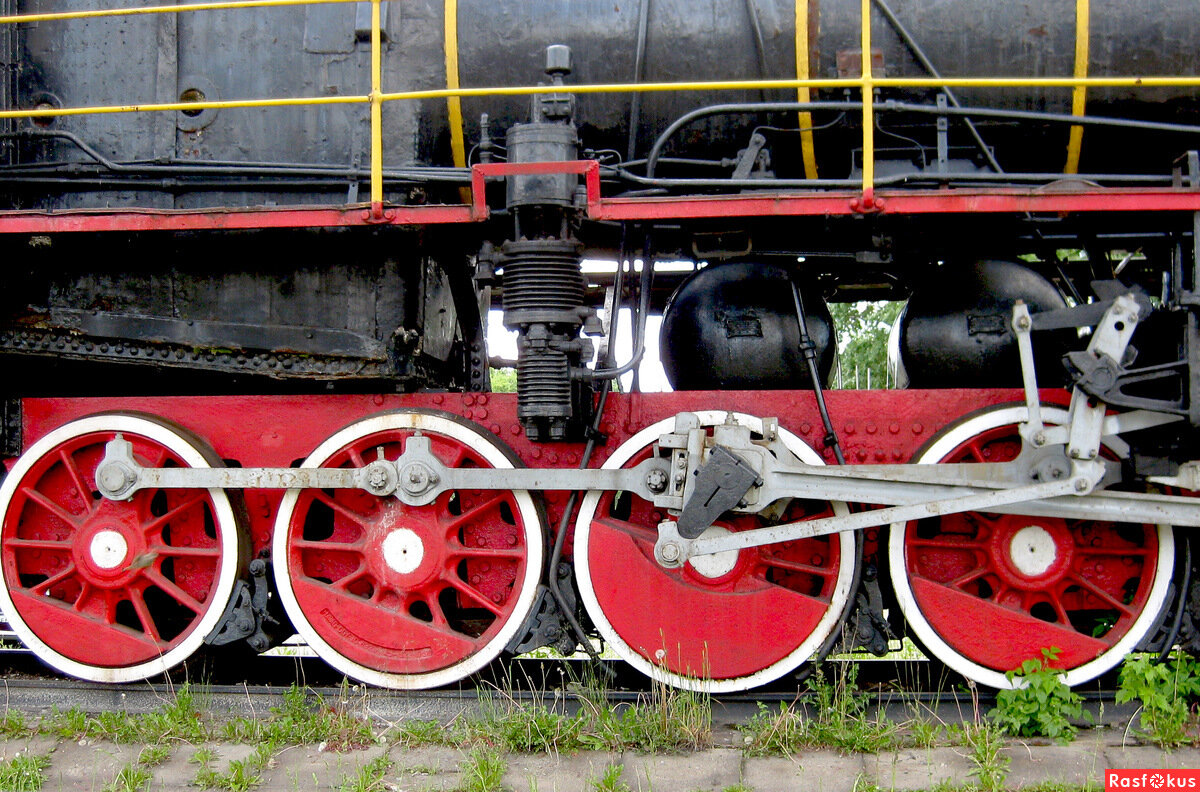 ведущее колесо паровоза диаметром. колесо от паровоза. колесные пары паровоза. проверка паровозных колес. колесо сбоку чертёж.