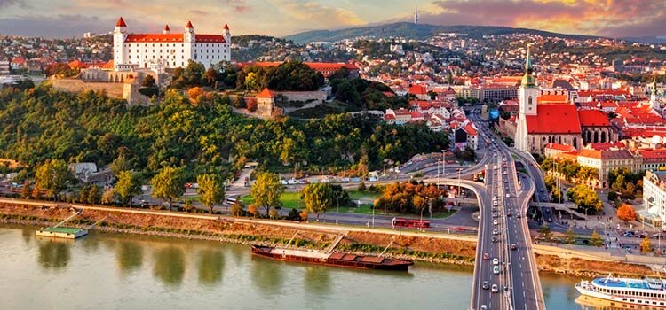 Источник: https://internationalwealth.info