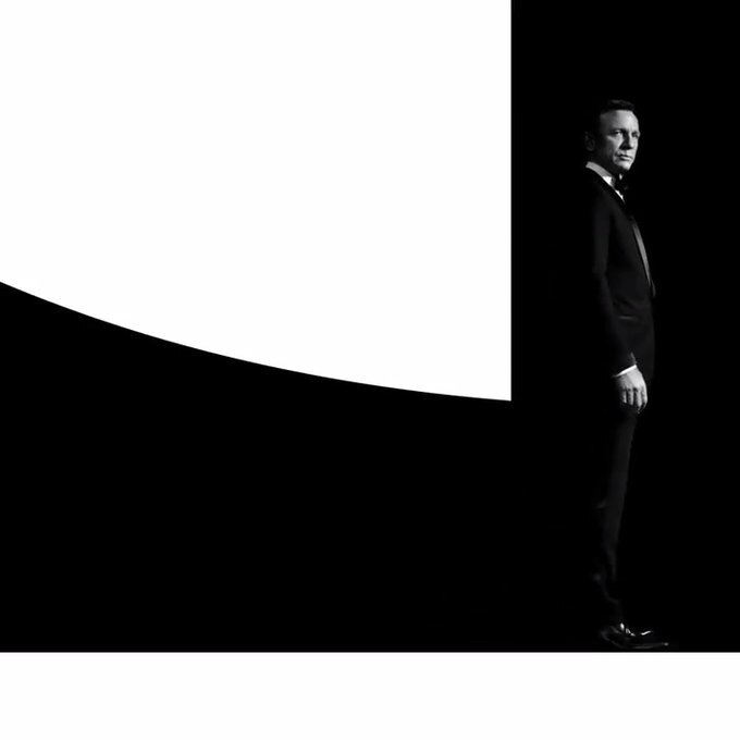 James Bond✔@007Daniel Craig returns as James Bond, 007 in… NO TIME TO DIE. Out in the UK on 3 April 2020 and 8 April 2020 in the US. #Bond25 #NoTimeToDie 83.3K7:01 PM - Aug 20, 2019Twitter Ads info and privacy