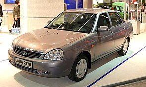 LADA Priora — семейство российских автомобилей III группы малого класса, выпускавшихся ПАО «АвтоВАЗ» c 2007 по 2018 год. Головной машиной семейства был ВАЗ-2170                             В марте 2007 года с конвейера сошло чуть более тысячи седанов Priora, 21 апреля 2007 года начались продажи. Выпуск модели с кузовом хэтчбэк начался в феврале 2008 года. 