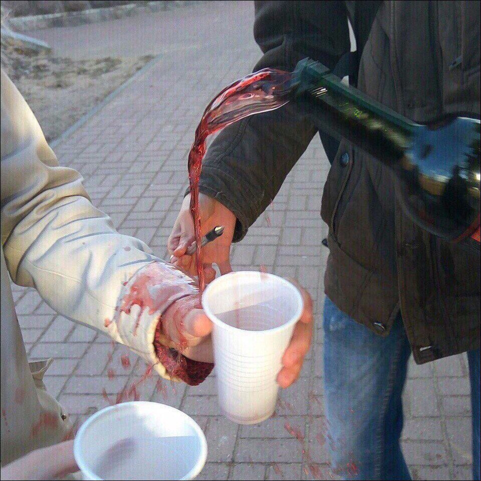 Будучи смелым,можно решиться на что угодно,но невозможно всё довести до конца