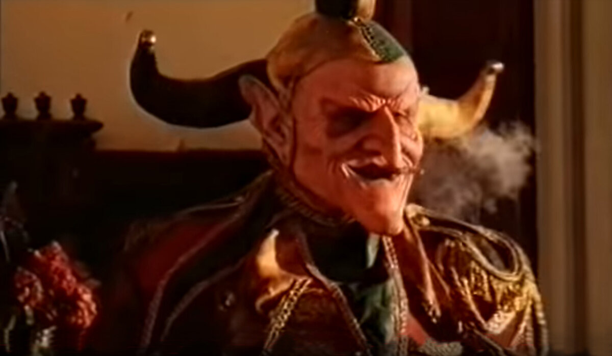 Кадр из фильма «Шутник» (Funny Man) 1994г.