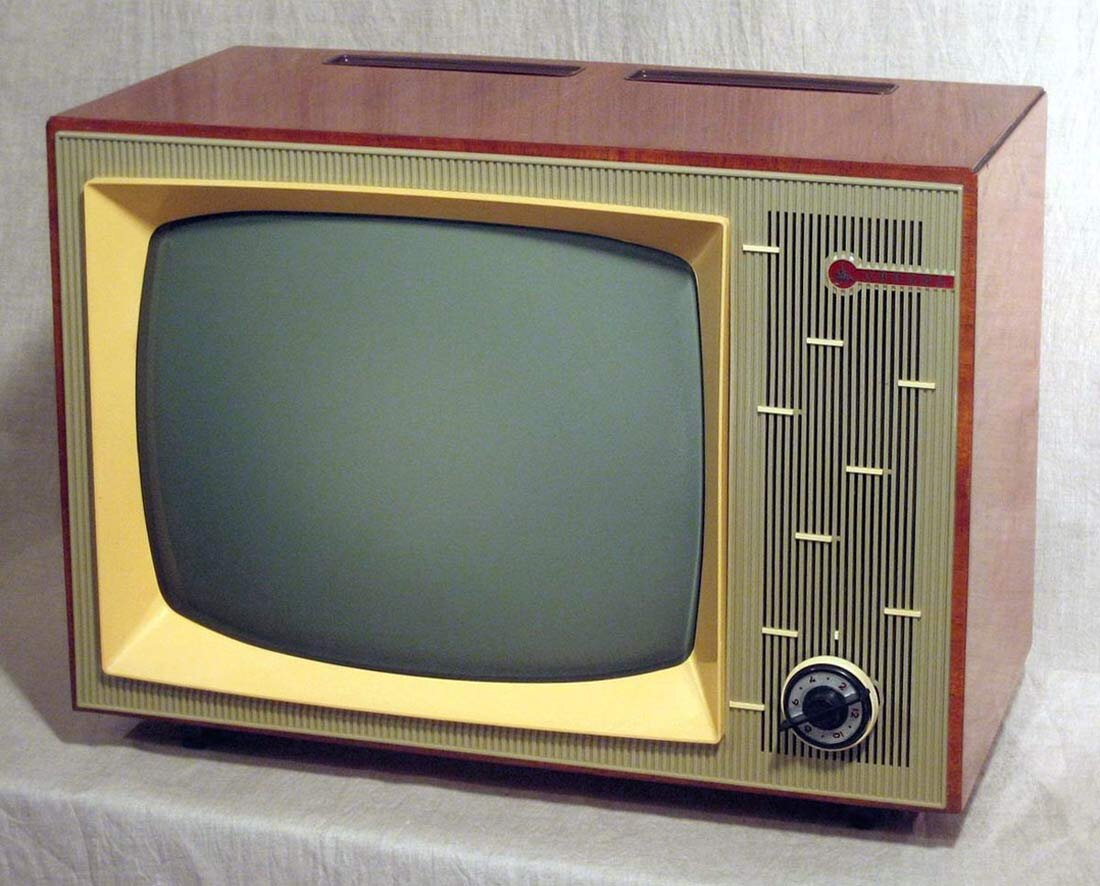 Телевизор советских времен. Телевизор Рубин 714. Советский телевизор Рубин 714. Телевизор Рубин 107.