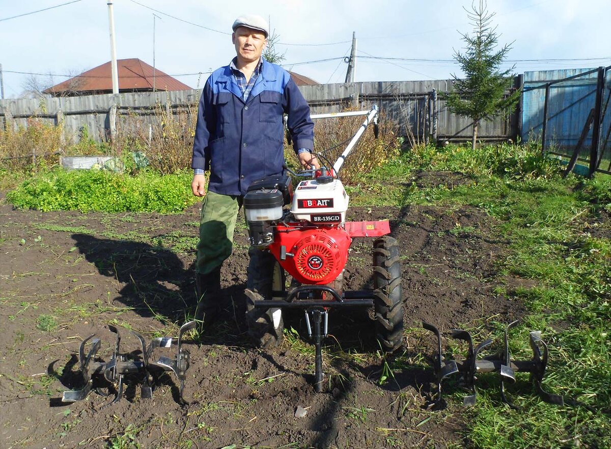 Я и мотоблок, будем менять колёса на фрезы!