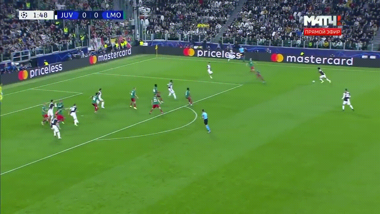 Дибала опасно прострелил в ворота "железнодорожников", но Гильерме парировал.