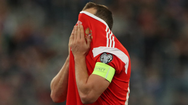 Дзюбе стыдно...