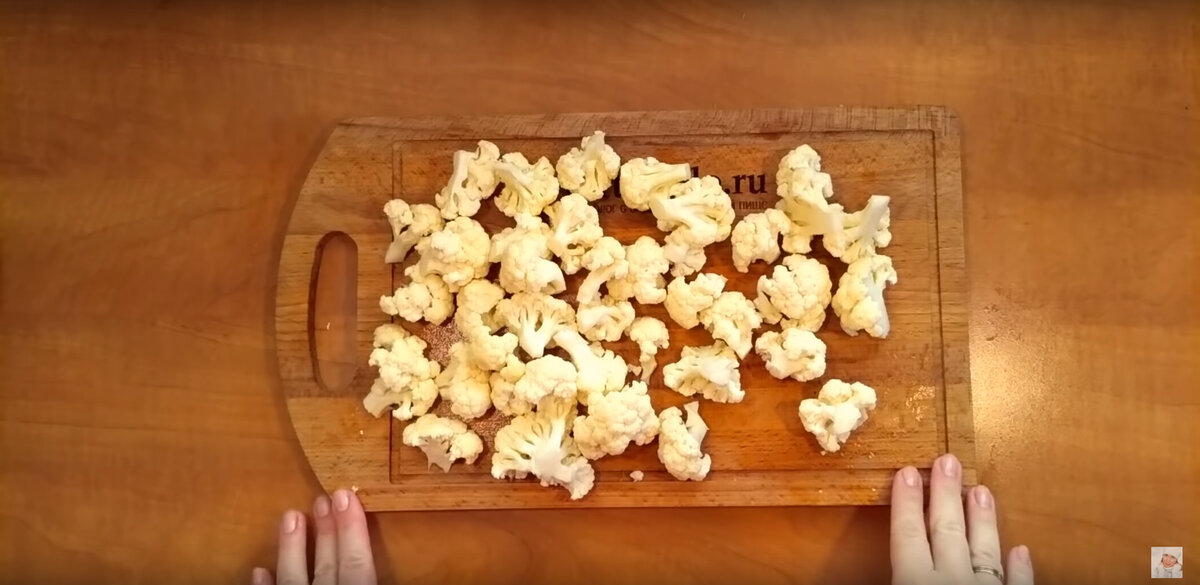 Праздничное заливное на Новый год: сказочный мясной торт "Леший".