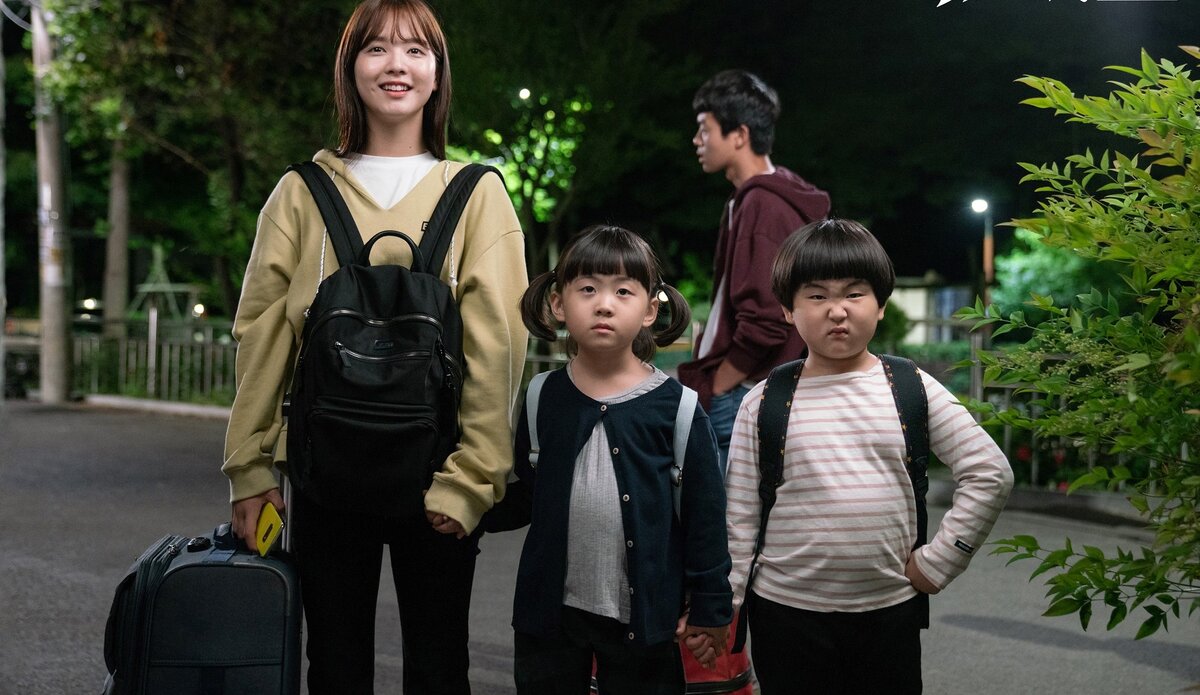 Чин ги-джу. Великое шоу дорама актеры. Стиллы к дорамам. Сигнал сердца сериал. С этого момента время для шоу дорама 2022.