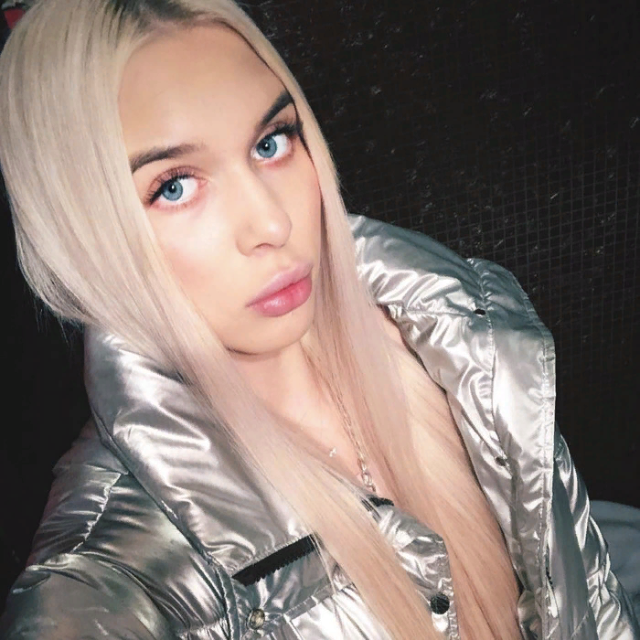 Яна Шевцова