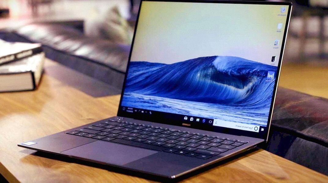 Ноутбук. Перо писателя.