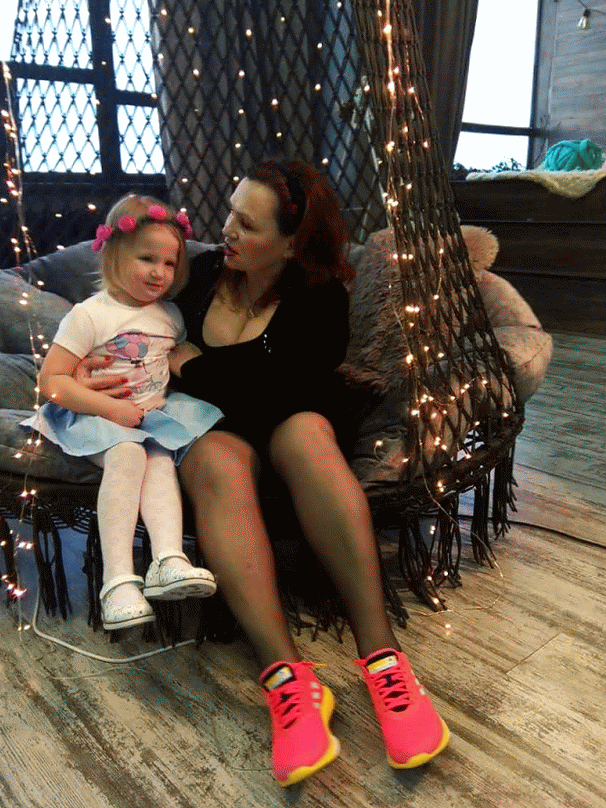 Это я с внучкой