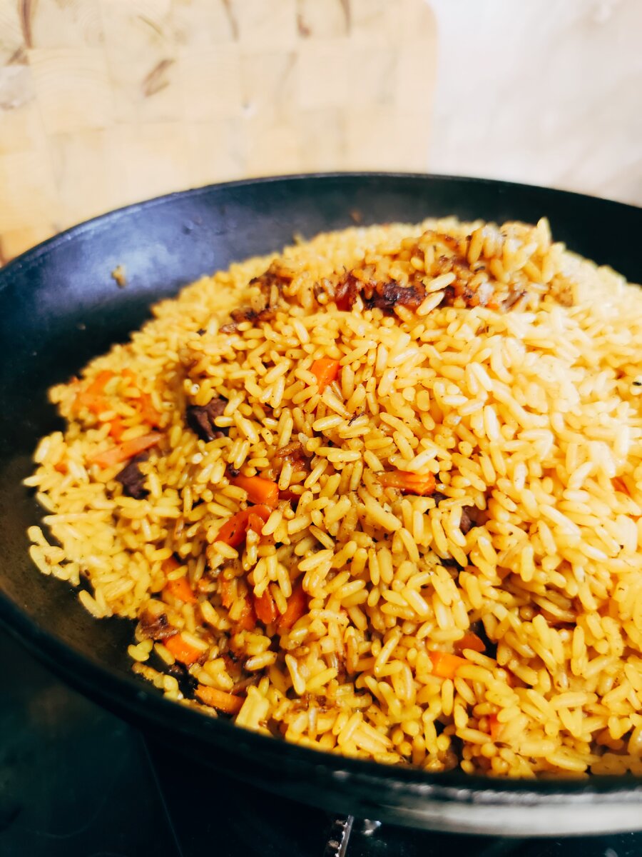 Процесс приготовления плова