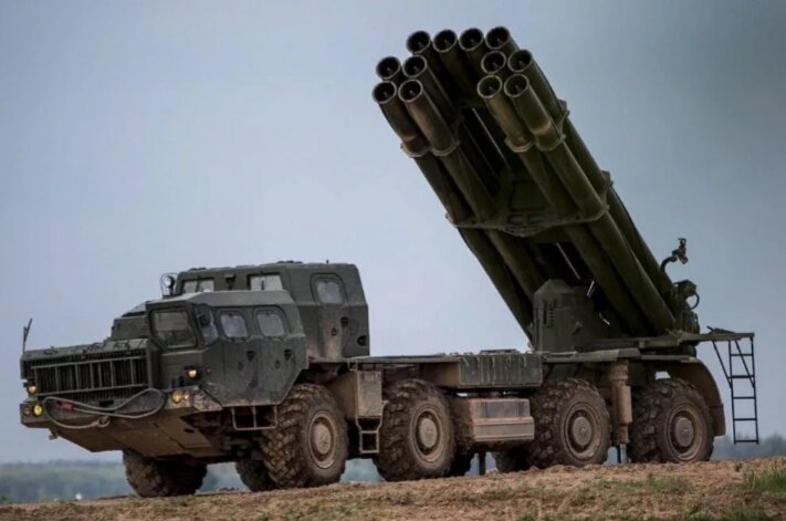 300-мм российская РСЗО "Смерч"