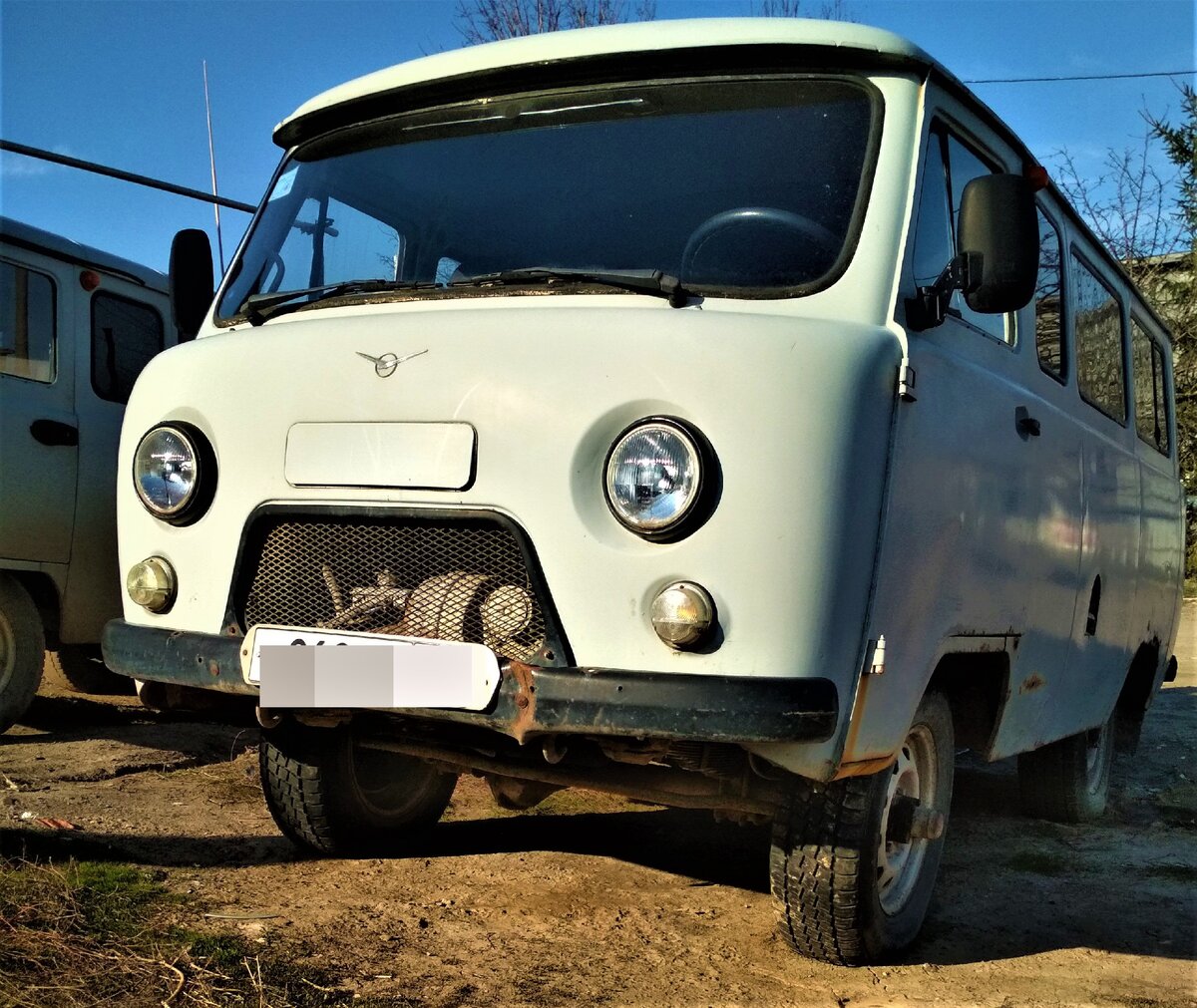 УАЗ-452