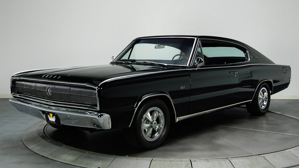 Dodge Charger (1-е поколение: 1966-1967)