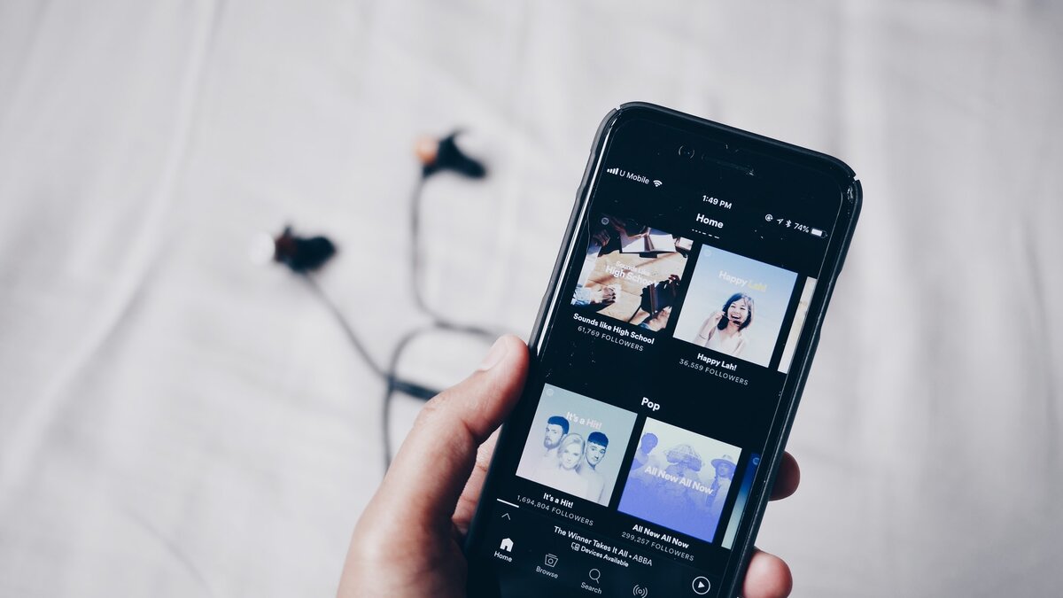 [via] Spotify является ведущим музыкальным стриминговым сервисом, но его Premium подписка может подойти не всем. Возможно, у вас есть более выгодное предложение от Apple Music или сервиса Яндекса.