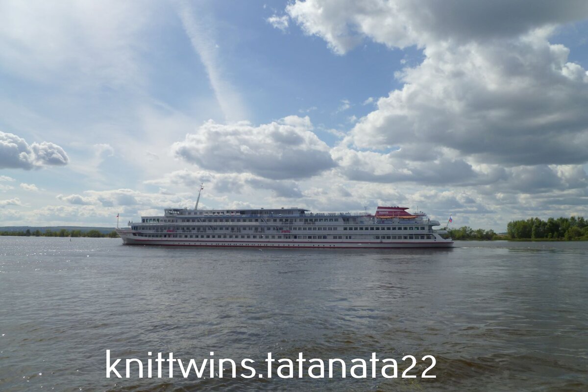 4-х палубный теплоход, фото авторов