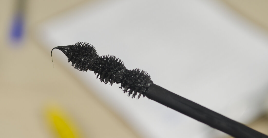 Тушь. Тушь для глаз. Быстро засыхает тушь. Быстро засыхает тушь. Тушь.