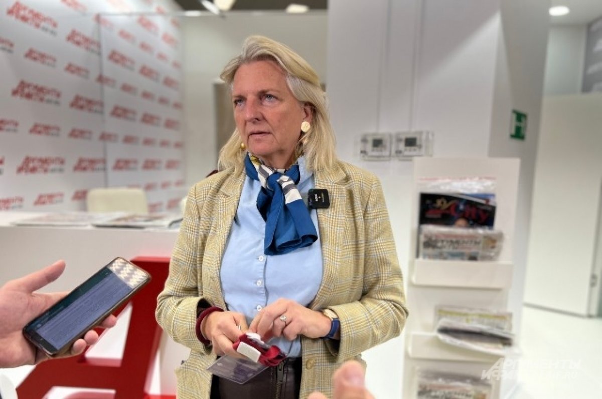    Экс-глава МИД Австрии Карин Кнайсль посетила музей в Касимовском районе