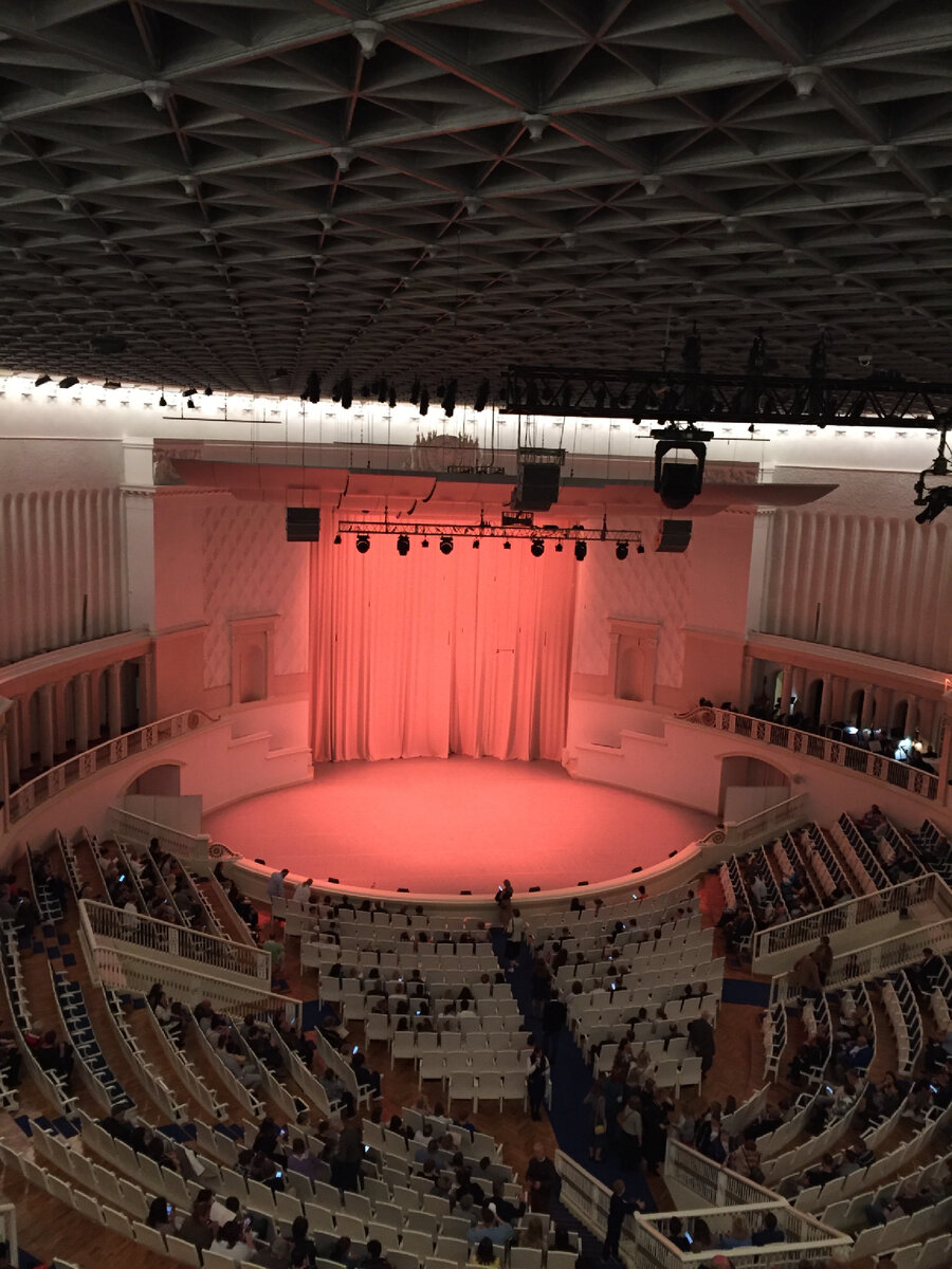 Скоро будет «публики полный стадион». Фото автора 