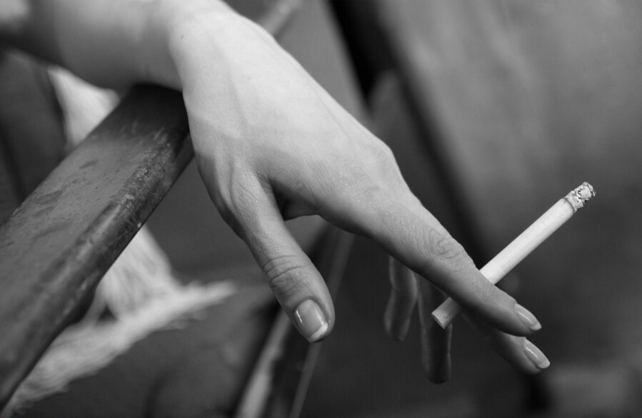 Прекрасная женская рука