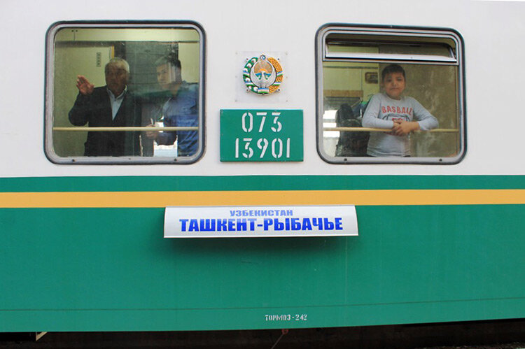 Поезд "Ташкент - Рыбачье". Фото с сайта Ca-portal.ru