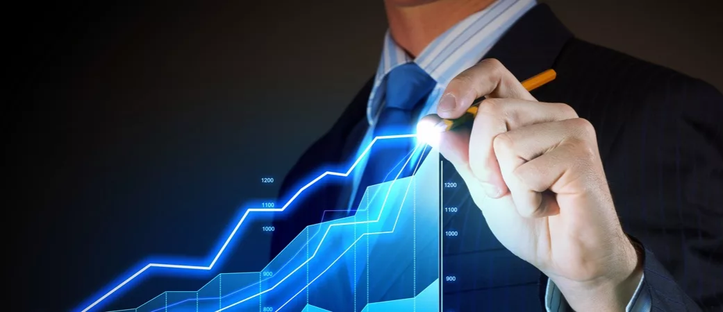 На рисунке - продажа по второму определению - прогноз