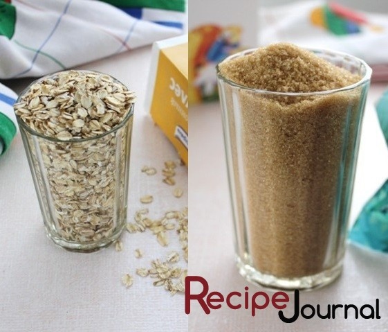 Подготовим крупу и сахар. Сахару можно и поменьше, если не любите очень сладко.