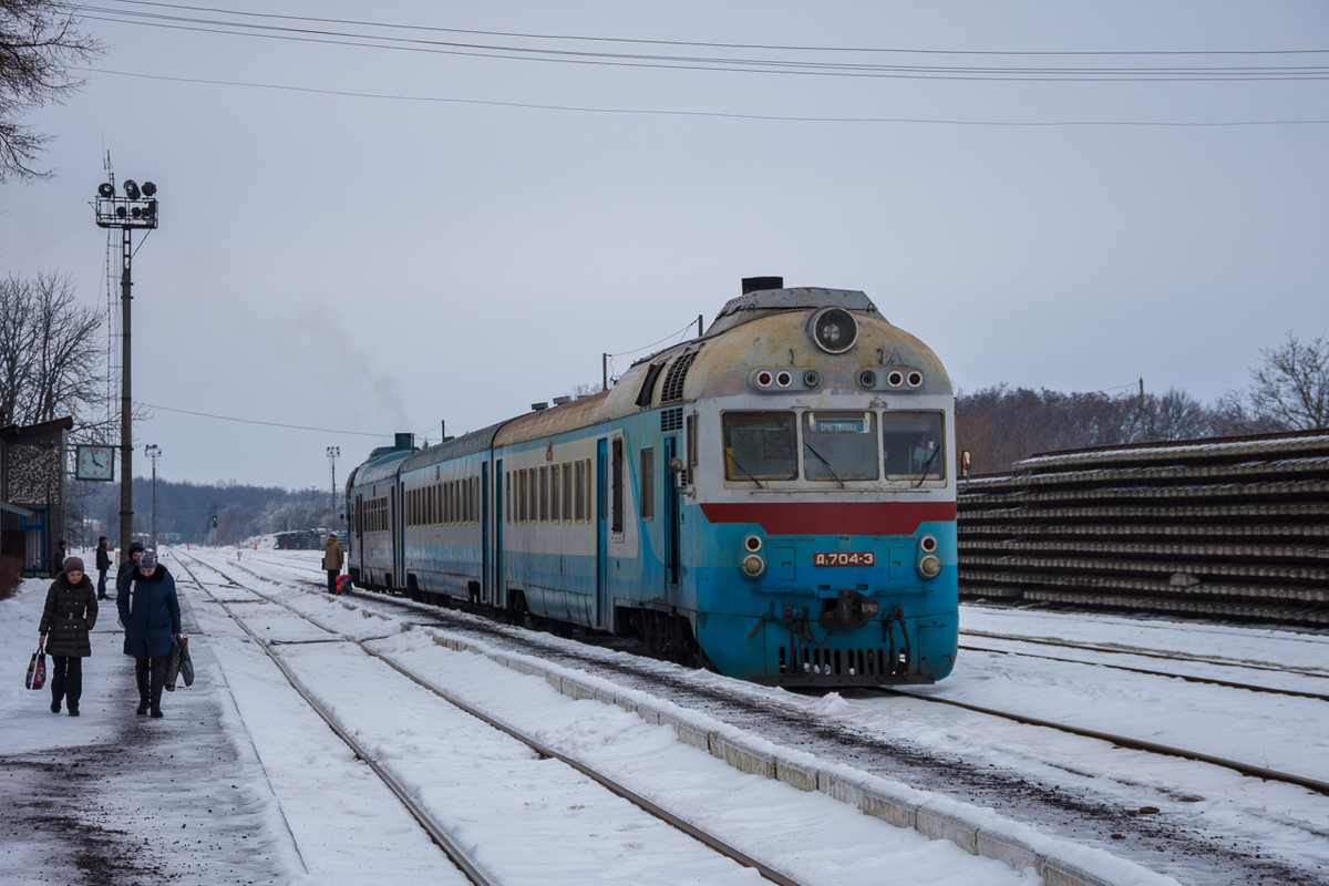 Дизель-поезд Д1, обслуживающий данную линию