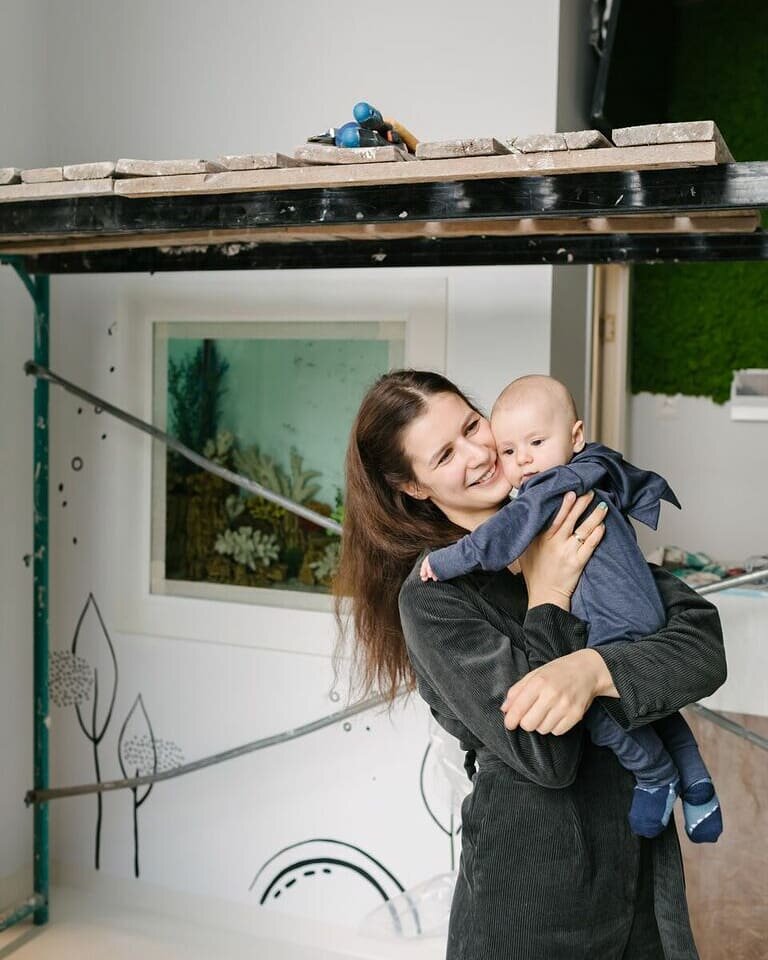 Ксения Траннуа. Роспись стен.