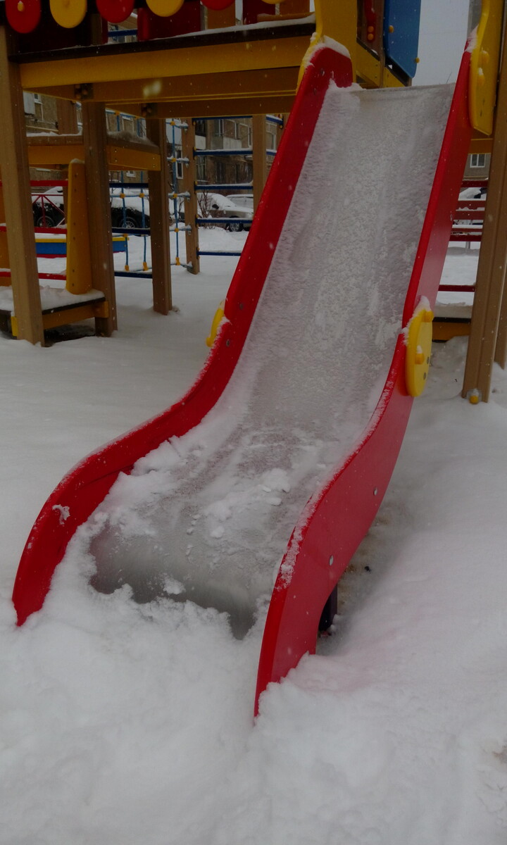 Горки на детских площадках