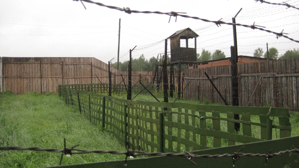 Лагерь - Пермь 36 источник https://www.google.com/url?sa=i&source=images&cd=&cad=rja&uact=8&ved=2ahUKEwjDl9HfrozmAhXqsosKHbYyCU4QjB16BAgBEAM&url=https%3A%2F%2Fru.wikipedia.org%2Fwiki%2F%25D0%259F%25D0%25B5%25D1%2580%25D0%25BC%25D1%258C-36&psig=AOvVaw3vTvHFgC4lFWe10AkGE1rz&ust=1575011902894273