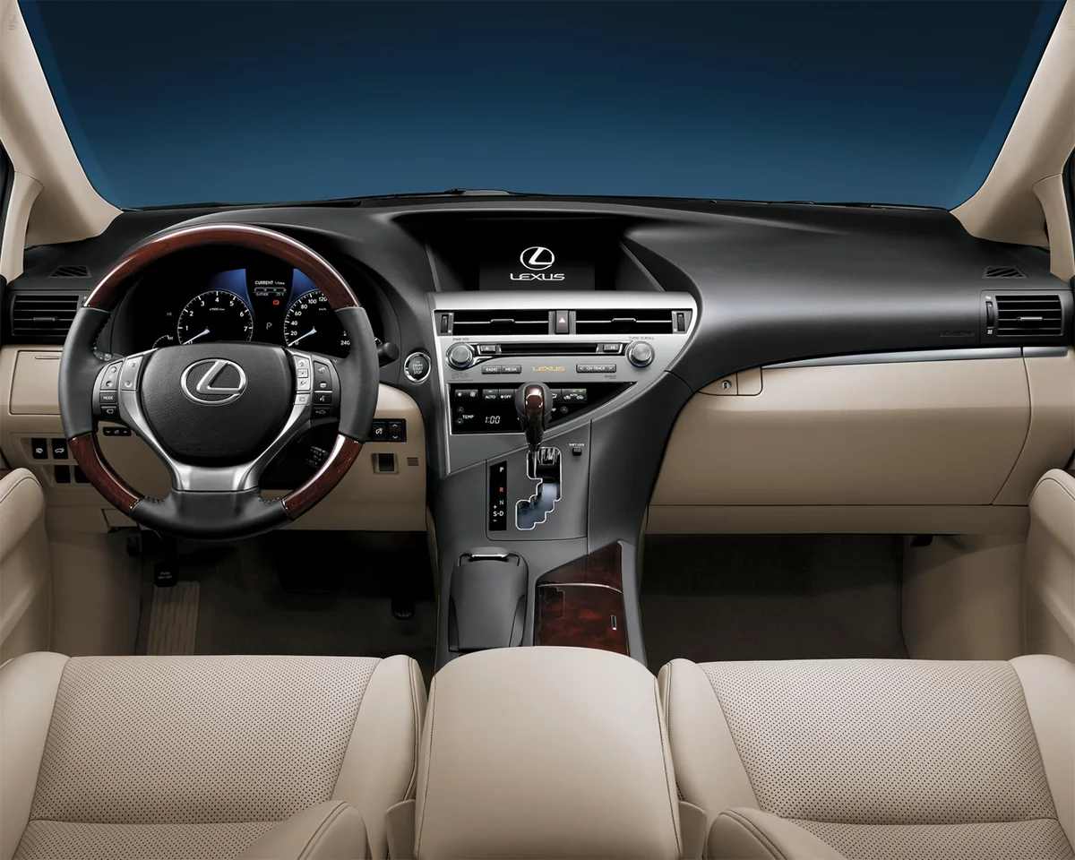 Салон не так уж и плох