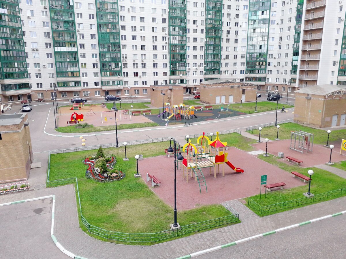 Парк в изумрудных холмах красногорск