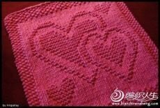 Вязаные пуловеры с узором сердечки