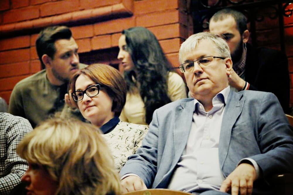 https://moneymakerfactory.ru/Pics/verstka/img-721-1543660762.jpg